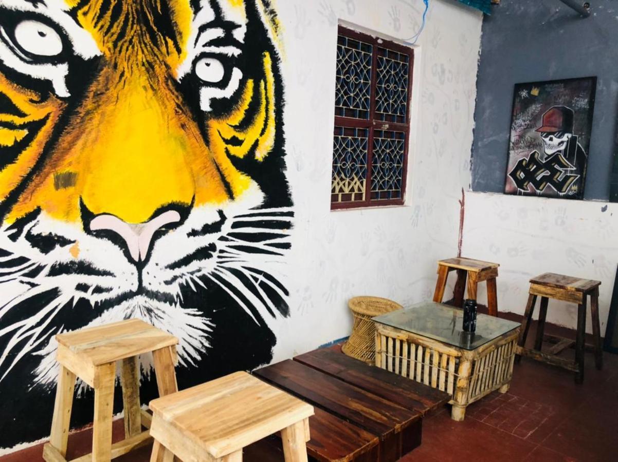 Gurukulam Hostel Pondicherry Exterior foto